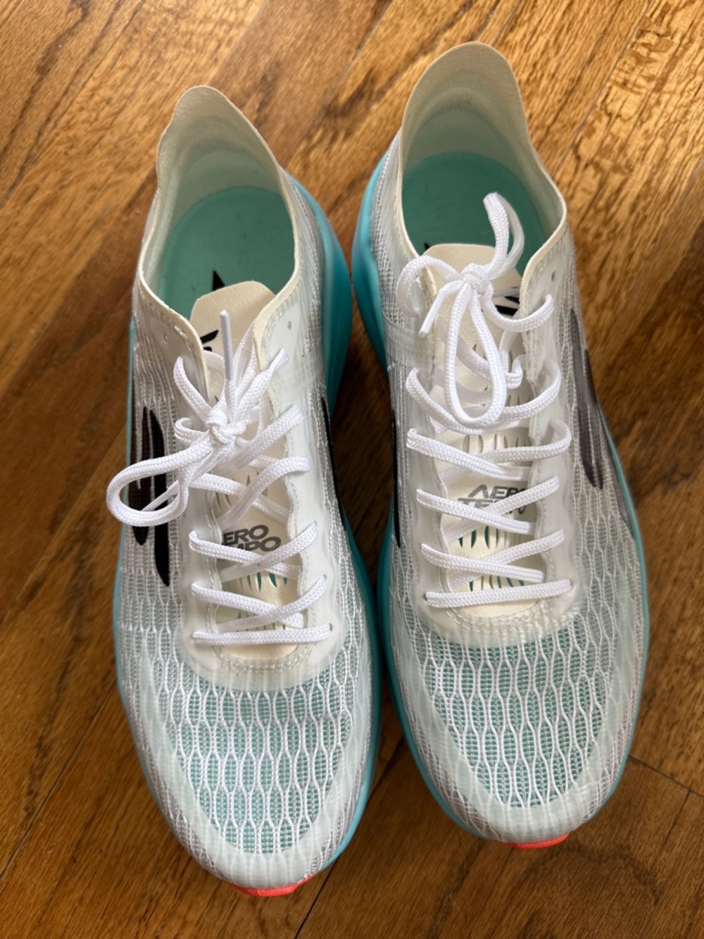 Skechers Aero Tempo Running Shoes